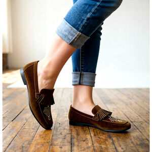 Banana Republic Women's brown suede loafers shoes with fringe 8